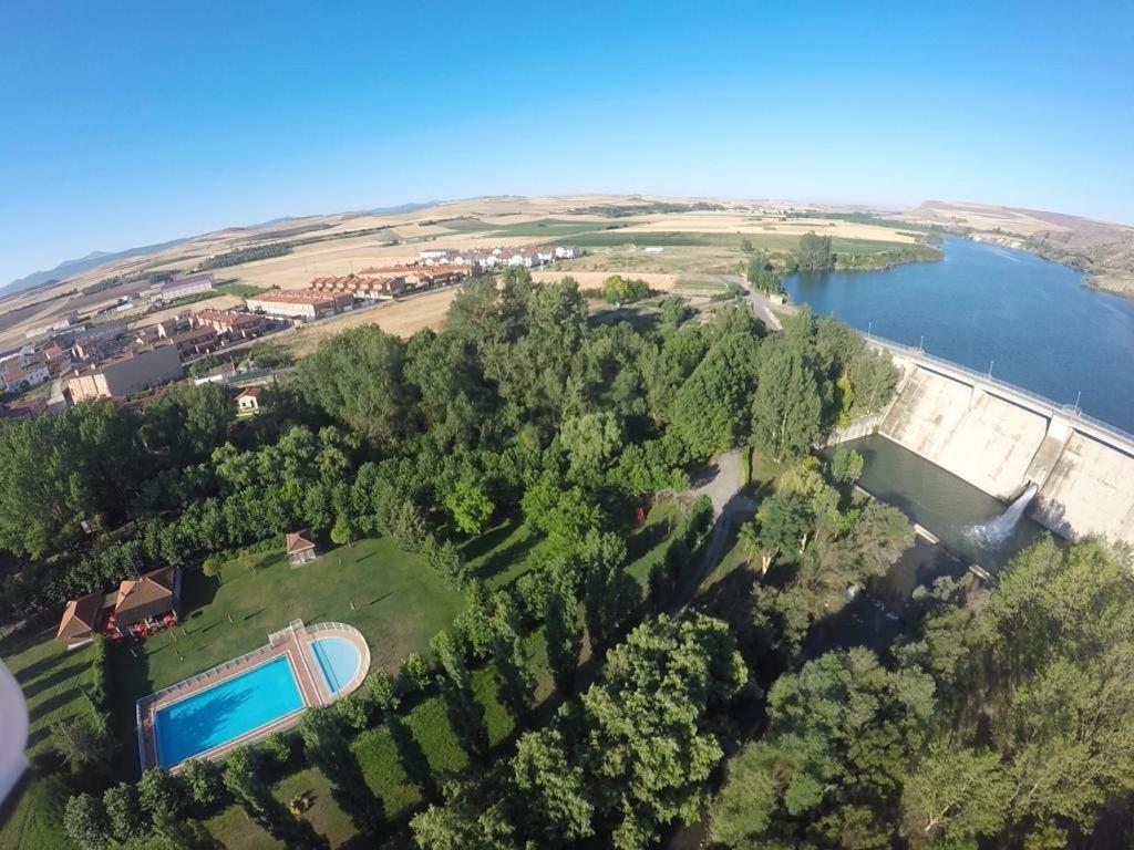 Apartamentos Turisticos Leiva -La Rioja Екстер'єр фото